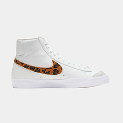Women’s Retro Mid-Top Lifestyle Sneakers