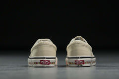 Classic Heritage Lace-Up Lifestyle Sneakers