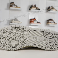 Adidas Forum Low Sneakers in Neutral Grey – Classic Leather Shoes