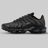 Nike Air Max Plus Men’s Trainers – Triple Black Mesh Sneakers with Air Cushion Support