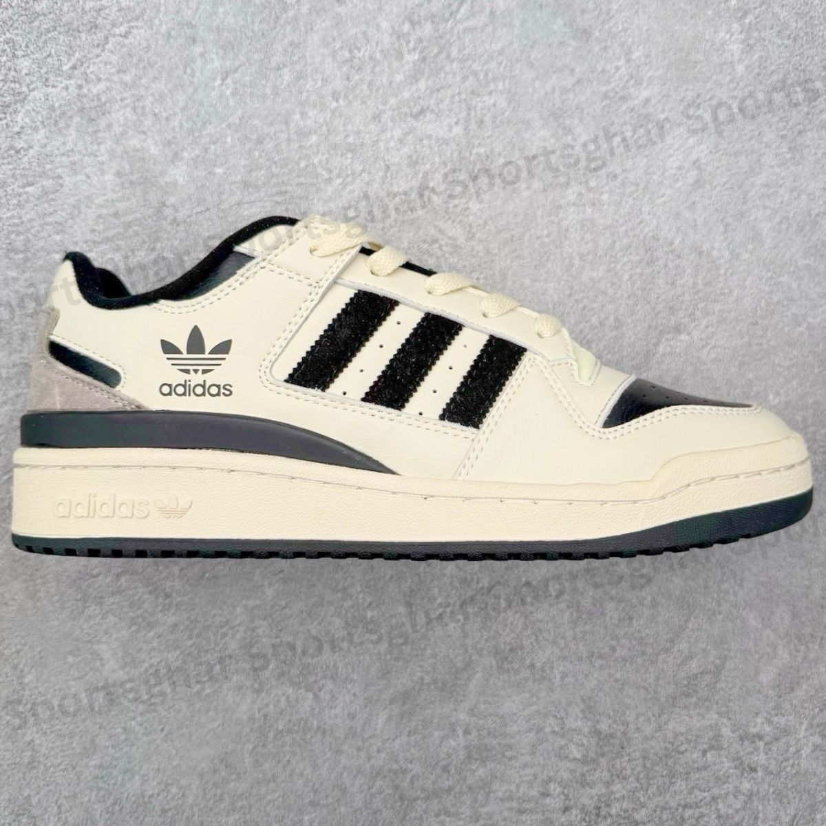 Adidas Forum Low Sneakers – Classic Leather Lifestyle Shoes