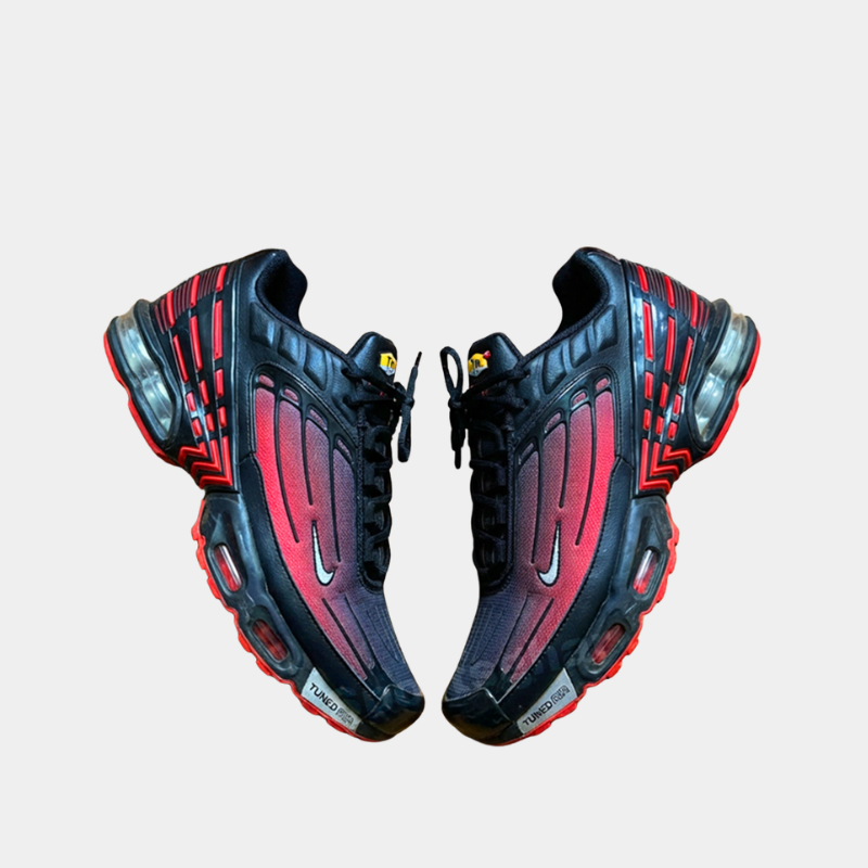 Men’s Velocity Air Cushion Runners – pre-owned Crimson Red & Black Gradient