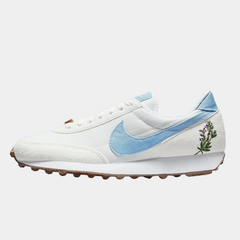 Nike Daybreak SE Indigo Women’s Sneakers