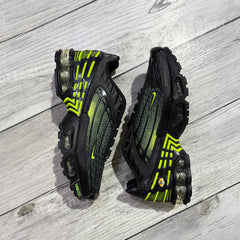 Men’s Dynamic Air Tech Performance Pre Owned Sneakers