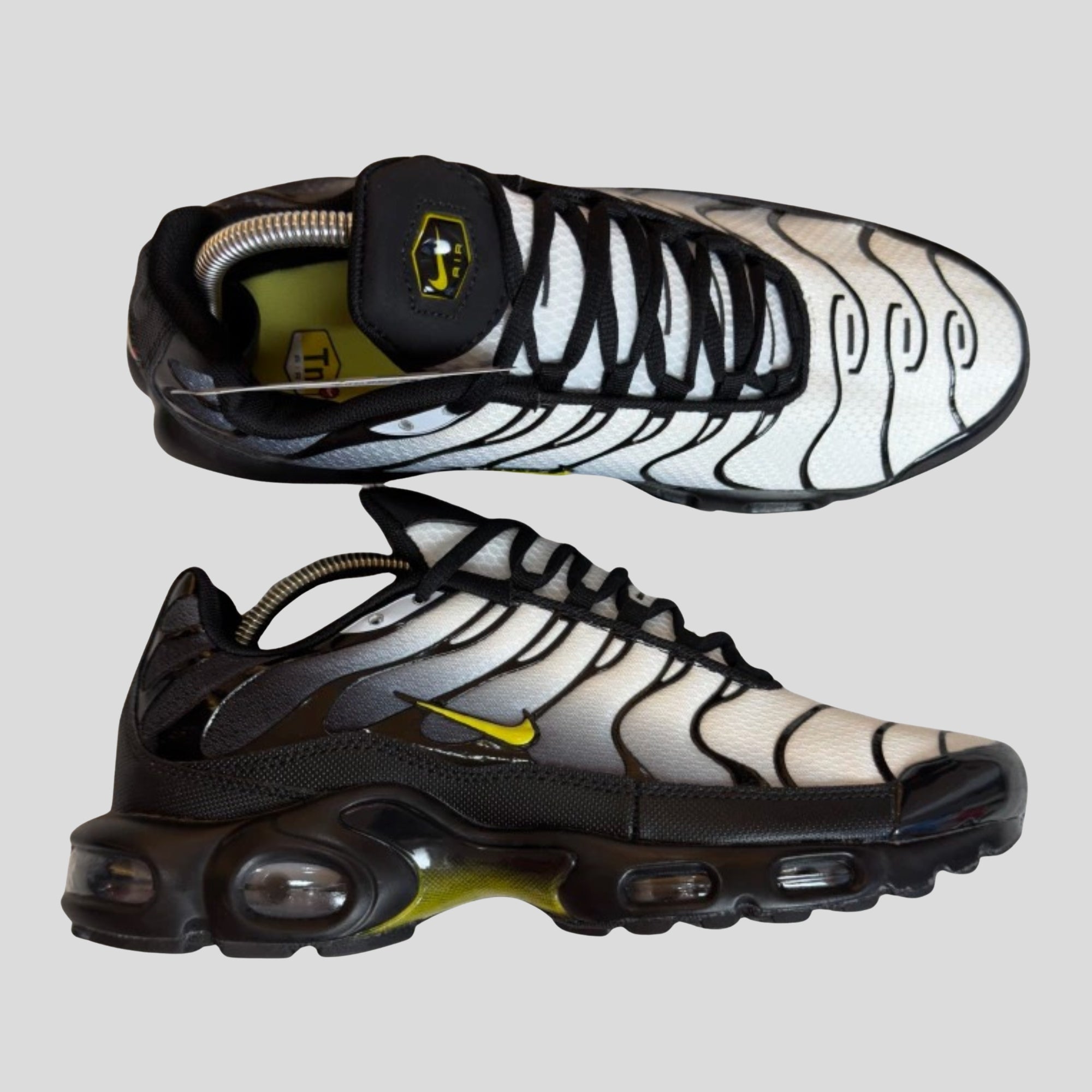 Nike Air Max Plus Black Opti Yellow Mens Trainers