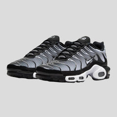 Nike Air Max Plus Black Metallic Silver Comfort Street Style Sneakers