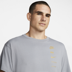 Nike Sportswear Standard Issue Men’s T-Shirt – Grey